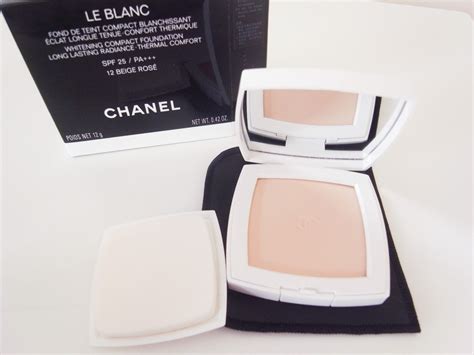 chanel le blanc compact|LE BLANC .